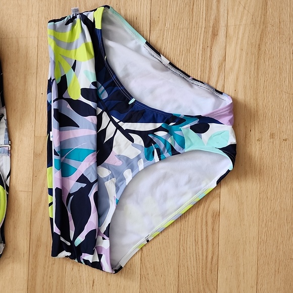 Women's 2 piece swimwear - Picture 2 of 5